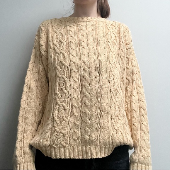 Vintage Light Yellow Knit Sweater - Picture 2 of 13